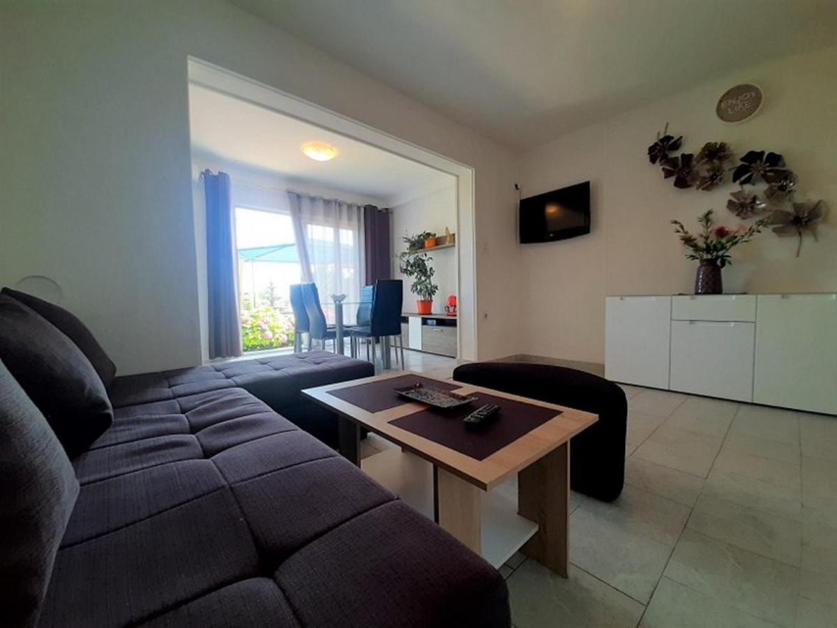 Apartments Nada Krk Island Екстериор снимка