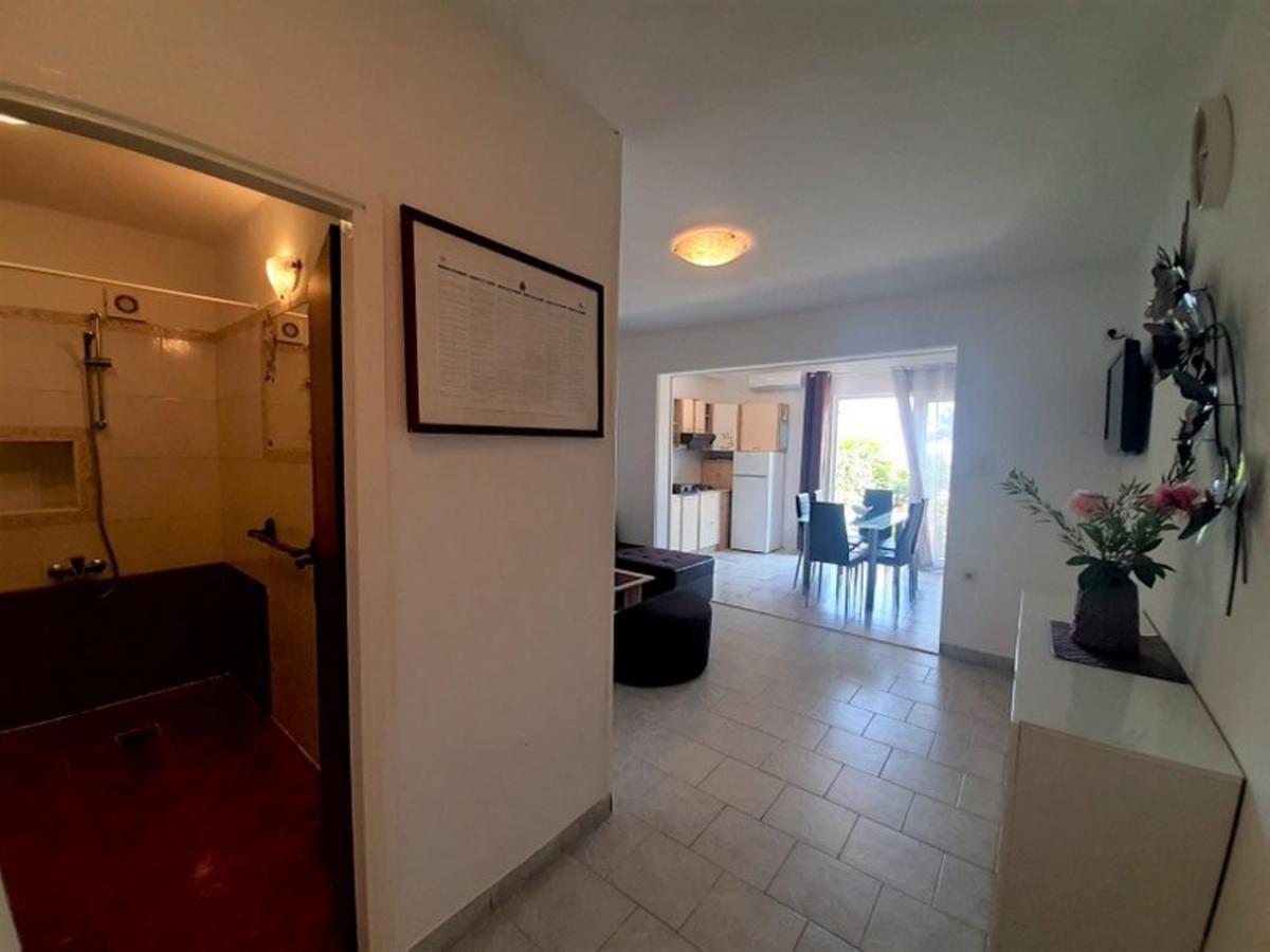 Apartments Nada Krk Island Екстериор снимка