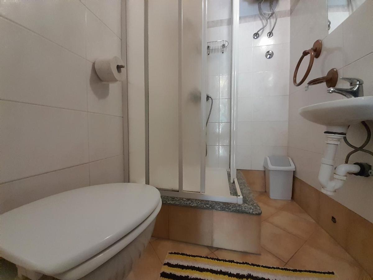 Apartments Nada Krk Island Екстериор снимка