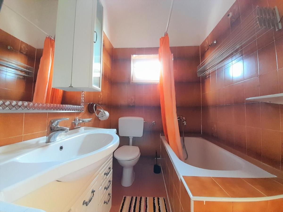 Apartments Nada Krk Island Екстериор снимка