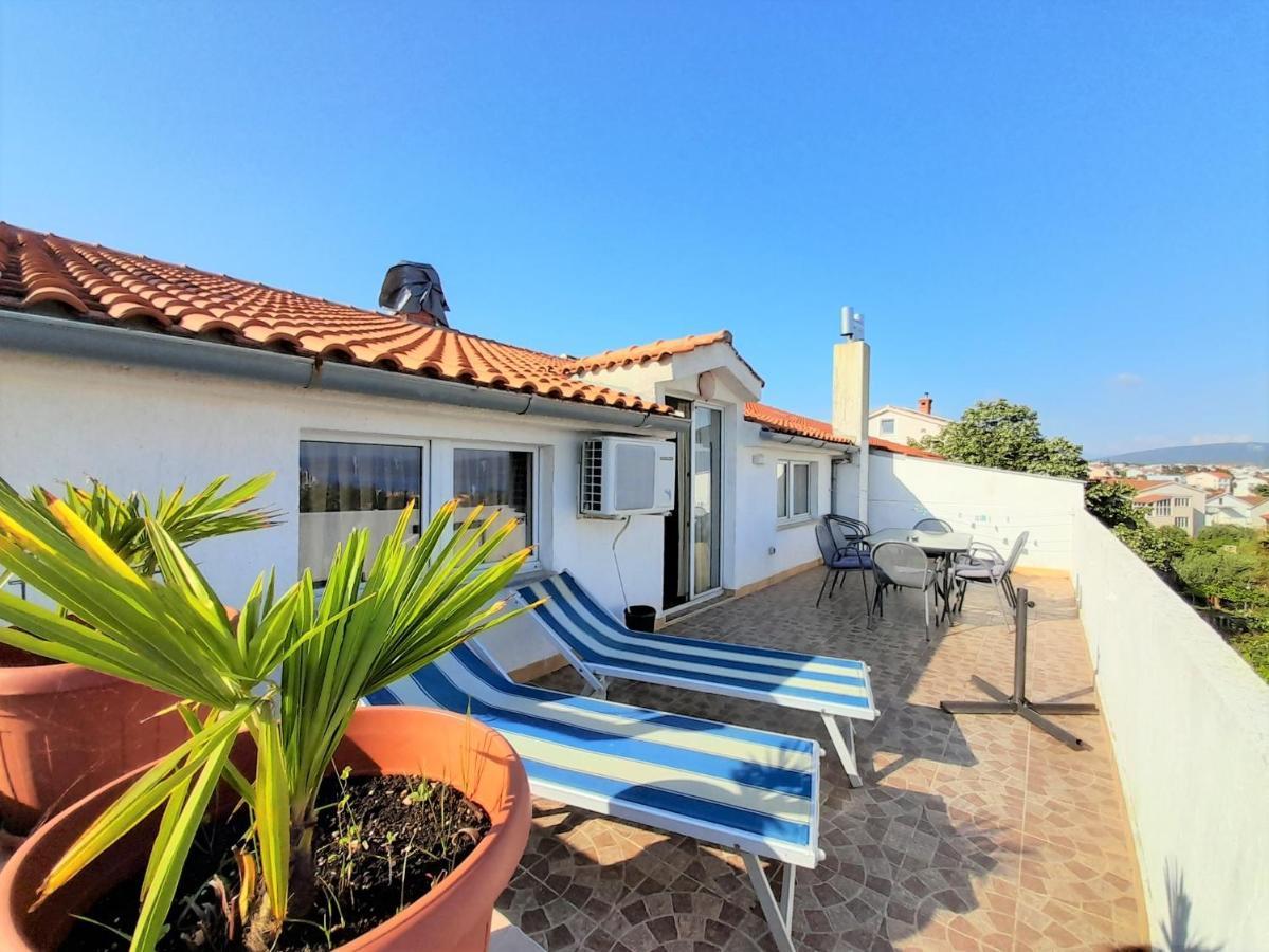 Apartments Nada Krk Island Екстериор снимка